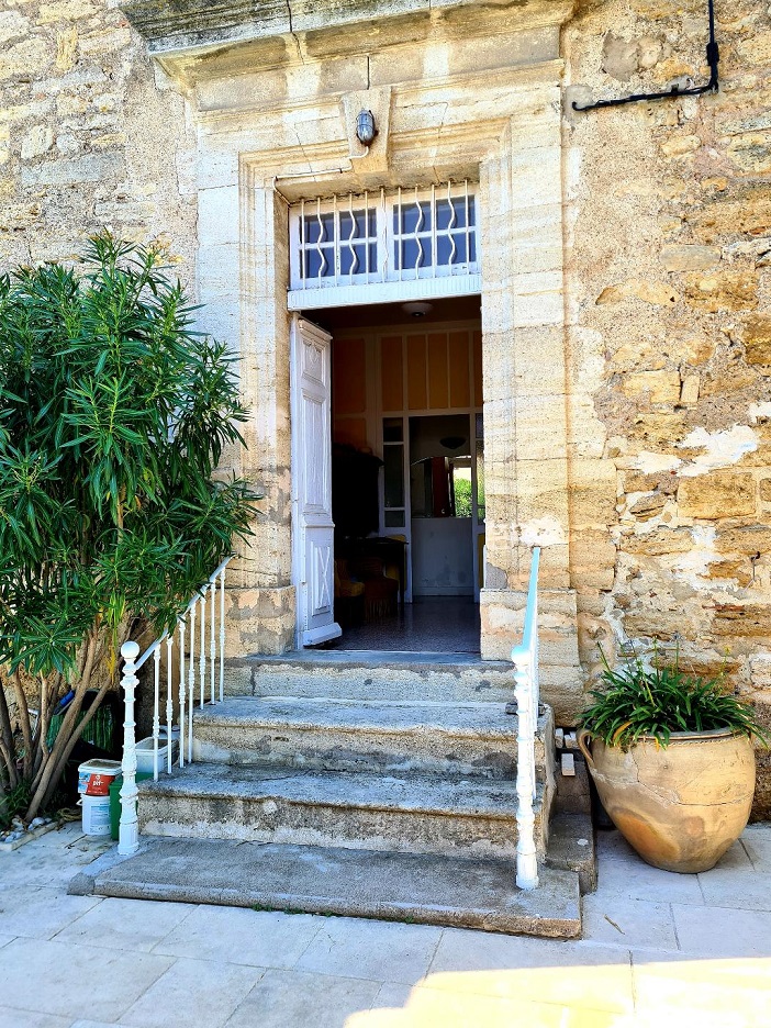 Qlistings - Magnificent Maison De Maitre, Former Consular Palace Offering Main House, Gite, Yard And Pool Property Image