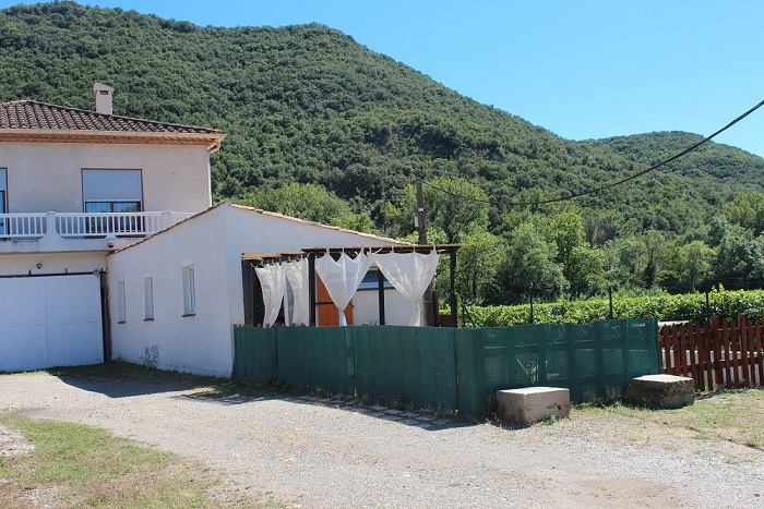 Qlistings - Property With Gite And 2 Annexes On About 1ha Of Land With A Private River Bank. Property Image