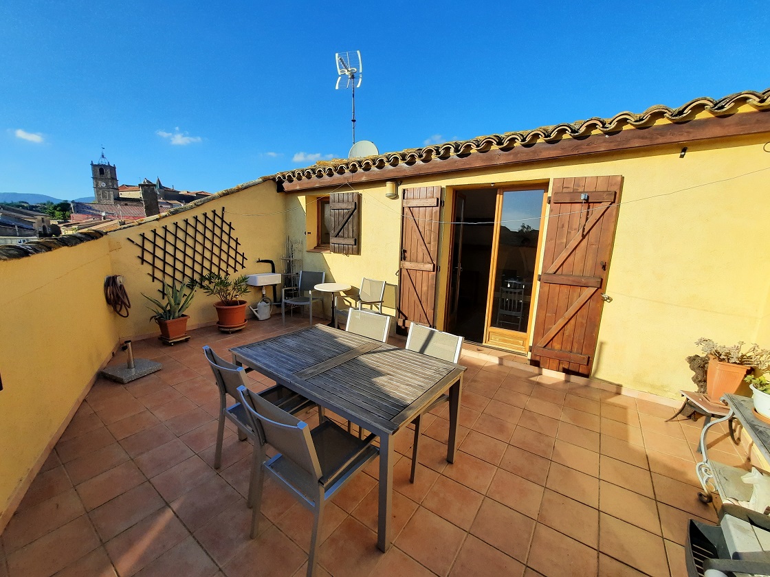 Qlistings Nice Winegrower Home With 133 M2 Of Living Space, Garage, Terrace In The Heart Of The Village. image 16