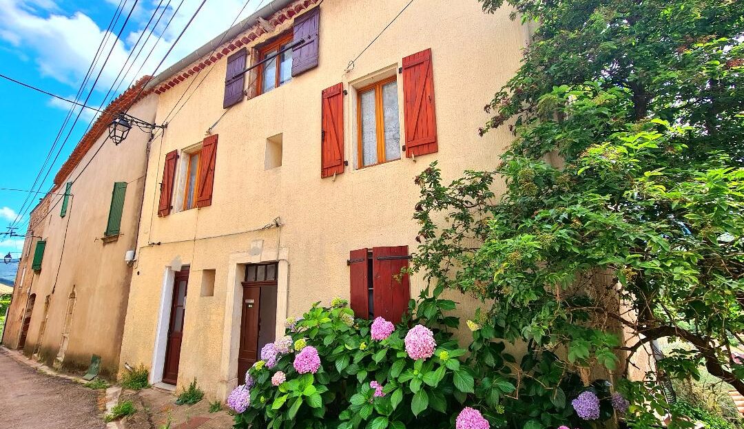 Pleasant Village House And Independent Gite With Terraces And Magnificent Views