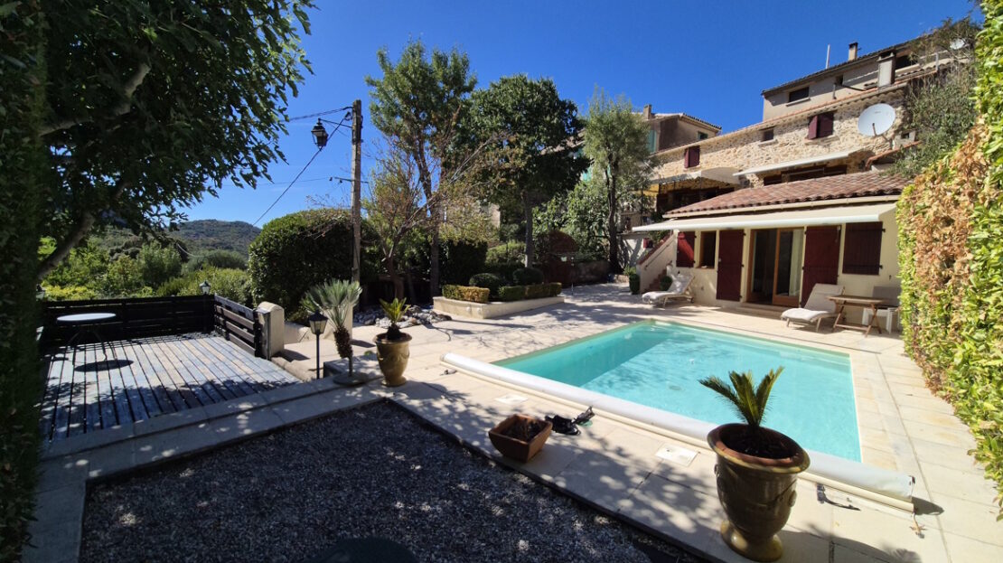 House in Vailhan - view 1